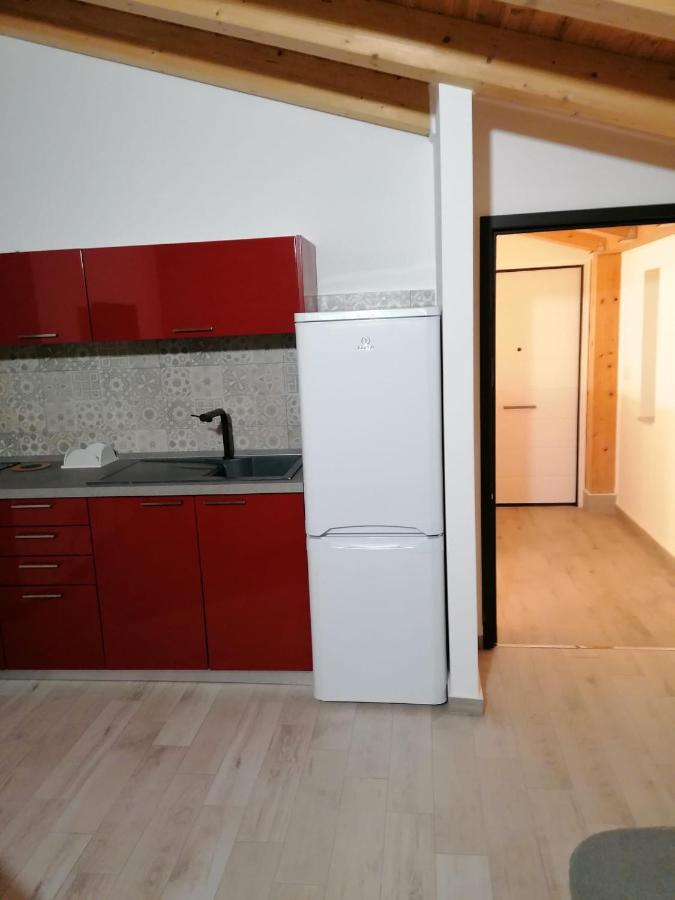 Dante Apartment